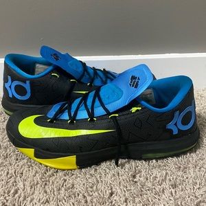 Nike Kevin Durant basketball shoe